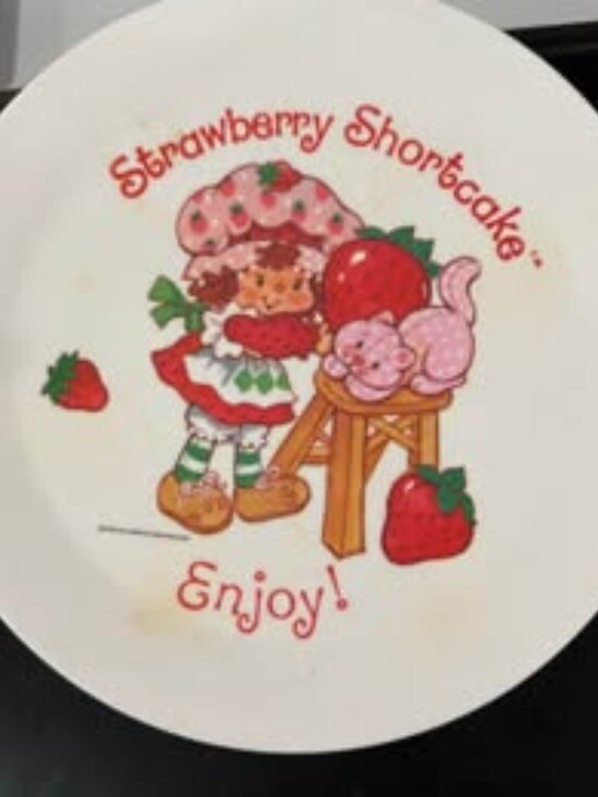 Other - Vintage Strawberry Shortcake Plate